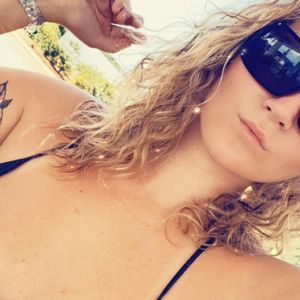 Meet your Posher, Marissa